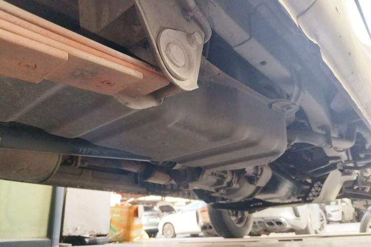 Used Wuling Rongguang 2015 1.2L S Standard CNG Model Chassis Rear Right