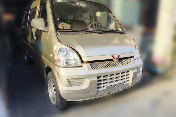 Used Wuling Rongguang 2015 1.2L S Standard CNG Model Front Right 45 Deg