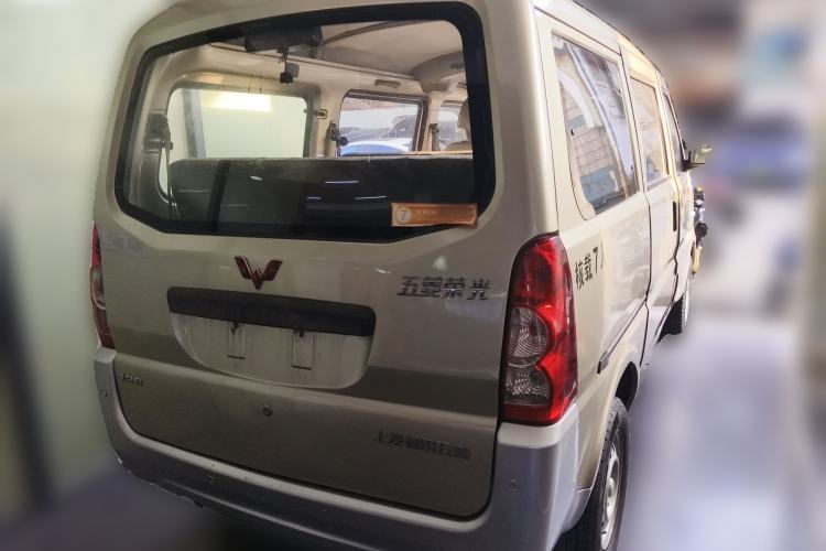 Used Wuling Rongguang 2015 1.2L S Standard CNG Model Rear Right 45 Deg