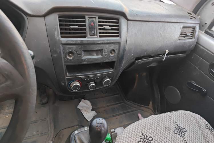 Used Wuling Rongguang 2015 1.2L S Base Model CNG Audio And AC Panel