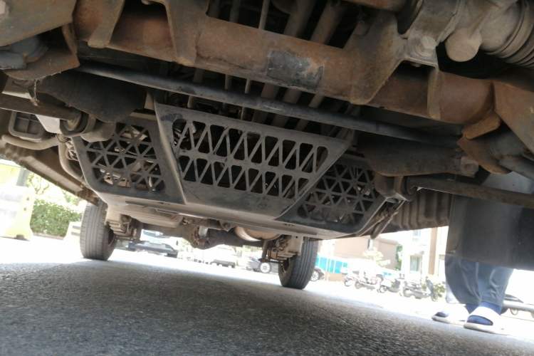 Used Wuling Rongguang 2015 1.2L S Base Model CNG Chassis Front