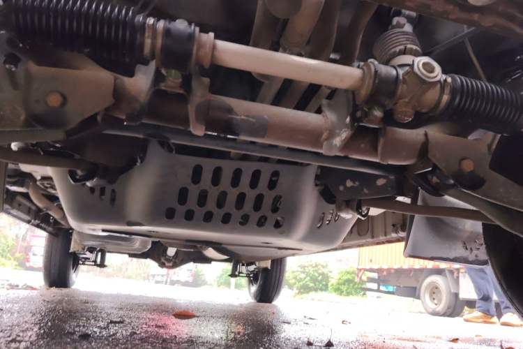 Used Wuling Rongguang 2015 1.2L S Base Model CNG Chassis Front