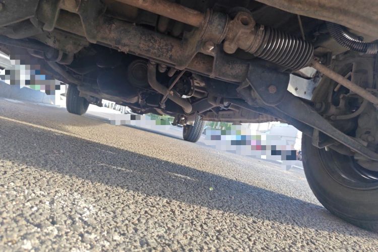 Used Wuling Rongguang 2015 1.2L S Base Model CNG Chassis Front