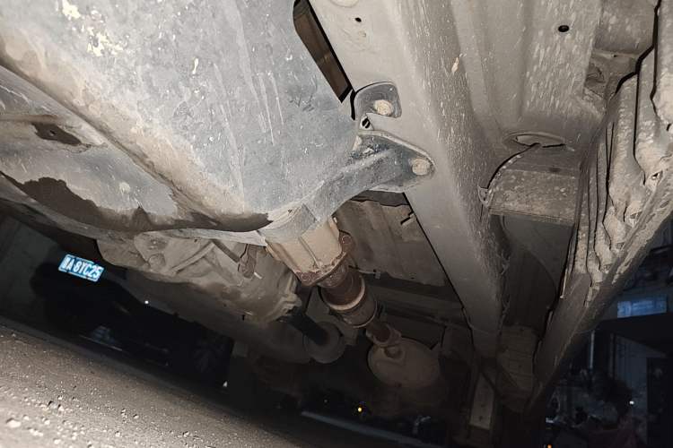 Used Wuling Rongguang  Chassis Front Left
