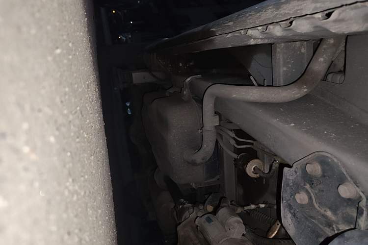 Used Wuling Rongguang  Chassis Front Right