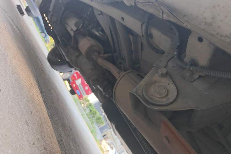 Used Wuling Rongguang 2015 1.2L S Base Model CNG Chassis Rear Left
