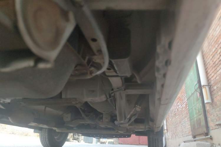 Used Wuling Rongguang 2015 1.2L S Standard CNG Model Chassis Rear Right