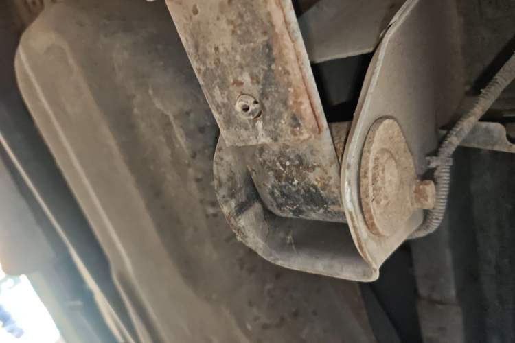 Used Wuling Rongguang 2015 1.2L S Base Model CNG Chassis Rear Right