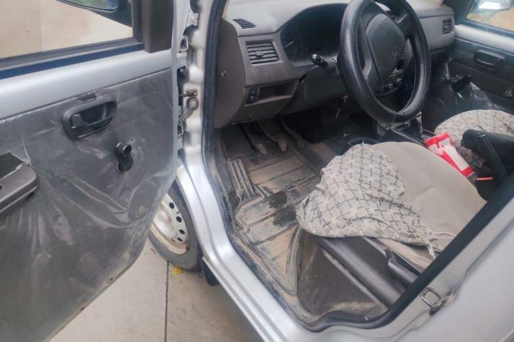 Used Wuling Rongguang 2015 1.2L S Base Model CNG Driver Seat