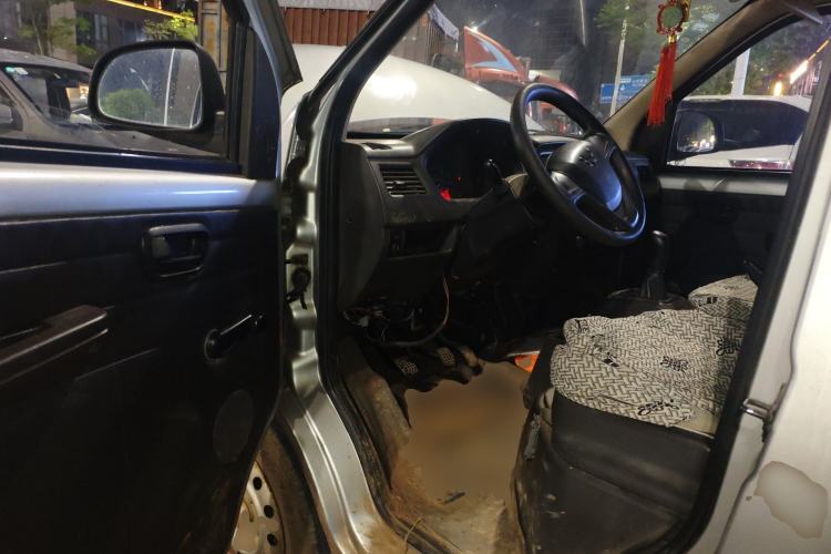 Used Wuling Rongguang 2015 1.2L S Base Model CNG Driver Seat
