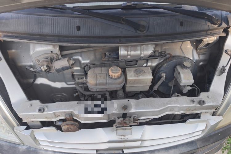 Used Wuling Rongguang 2015 1.2L S Base Model CNG Engine Bay