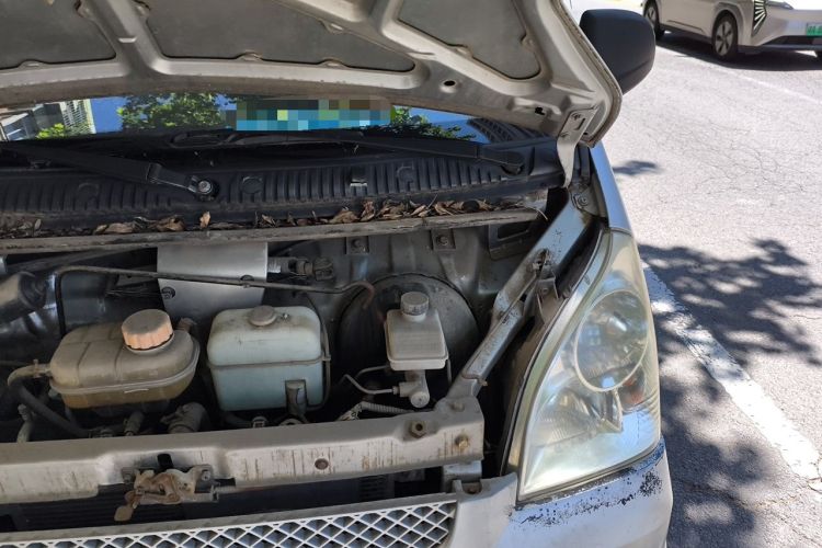 Used Wuling Rongguang  Engine Bay Left