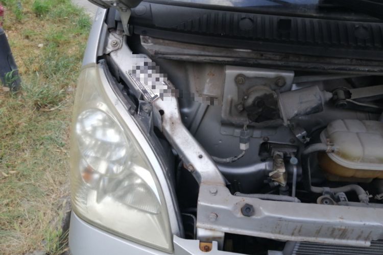 Used Wuling Rongguang 2015 1.2L S Base Model CNG Engine Bay Right