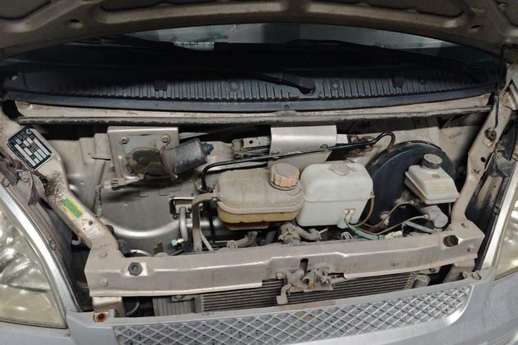 Used Wuling Rongguang  Engine Bay