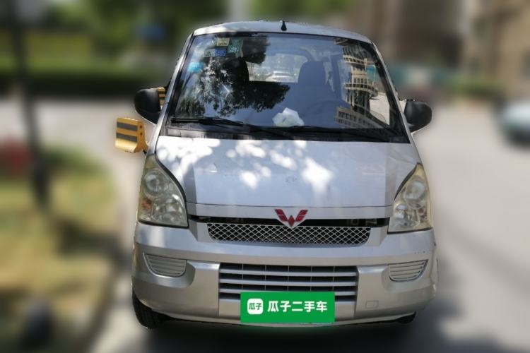 Used Wuling Rongguang 2015 1.2L S Base Model CNG Front
