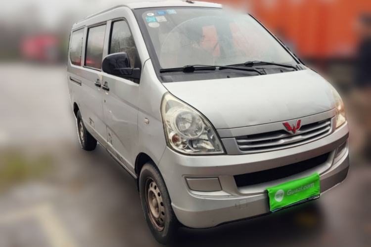 Used Wuling Rongguang 2015 1.2L S Base Model CNG Front Right 45 Deg