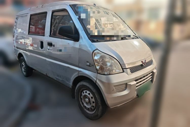 Used Wuling Rongguang 2015 1.2L S Base Model CNG Front Right 45 Deg