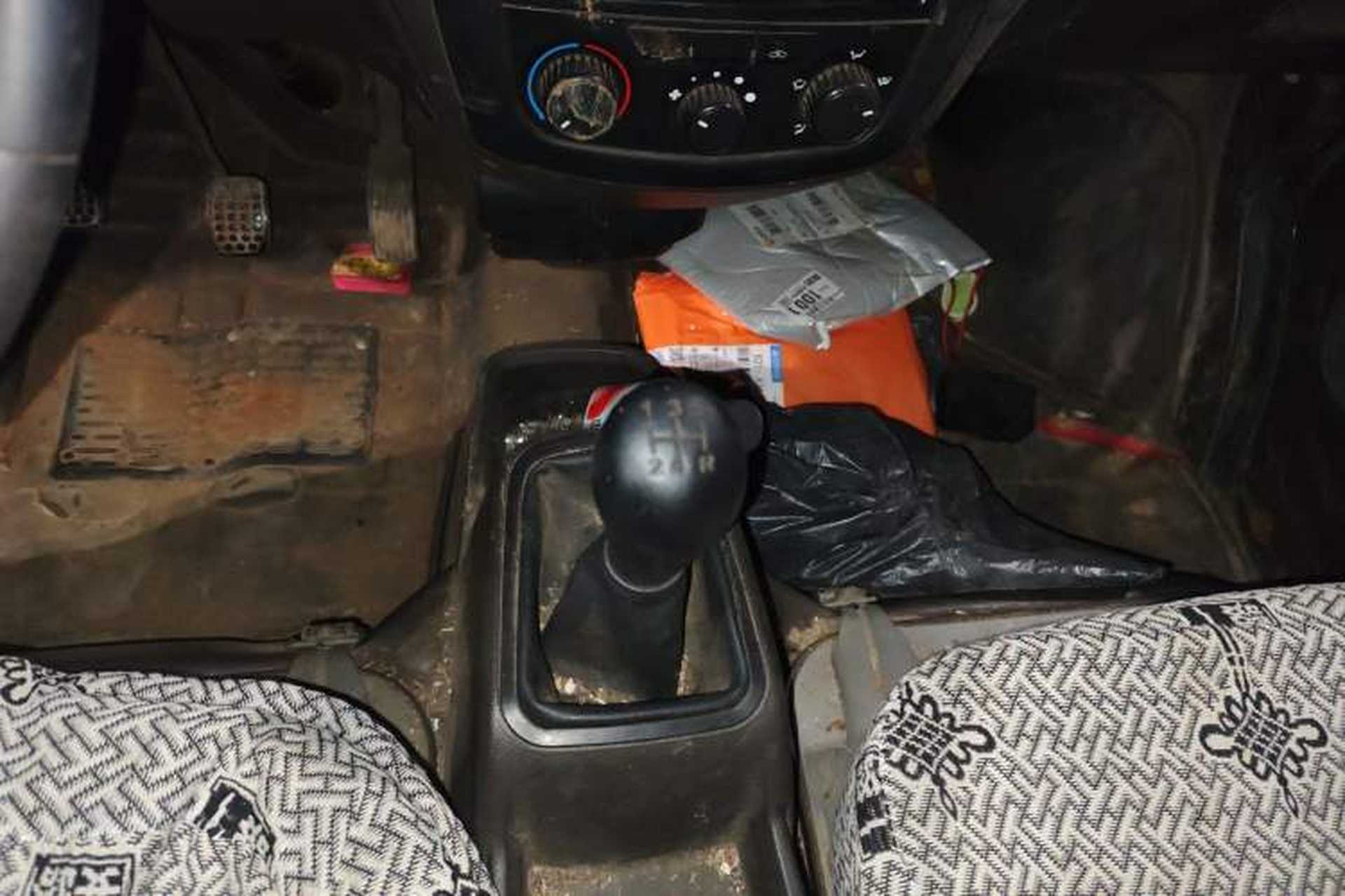 Used Wuling Rongguang 2015 1.2L S Base Model CNG Gear Lever