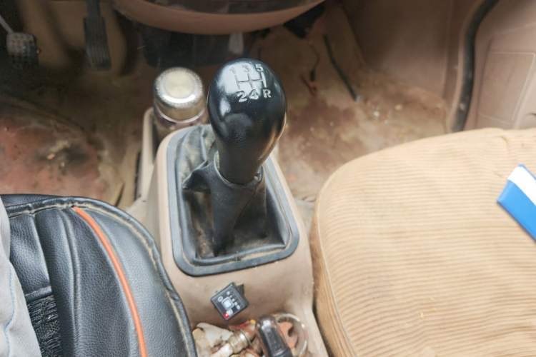 Used Wuling Rongguang 2015 1.2L S Standard CNG Model Gear Lever