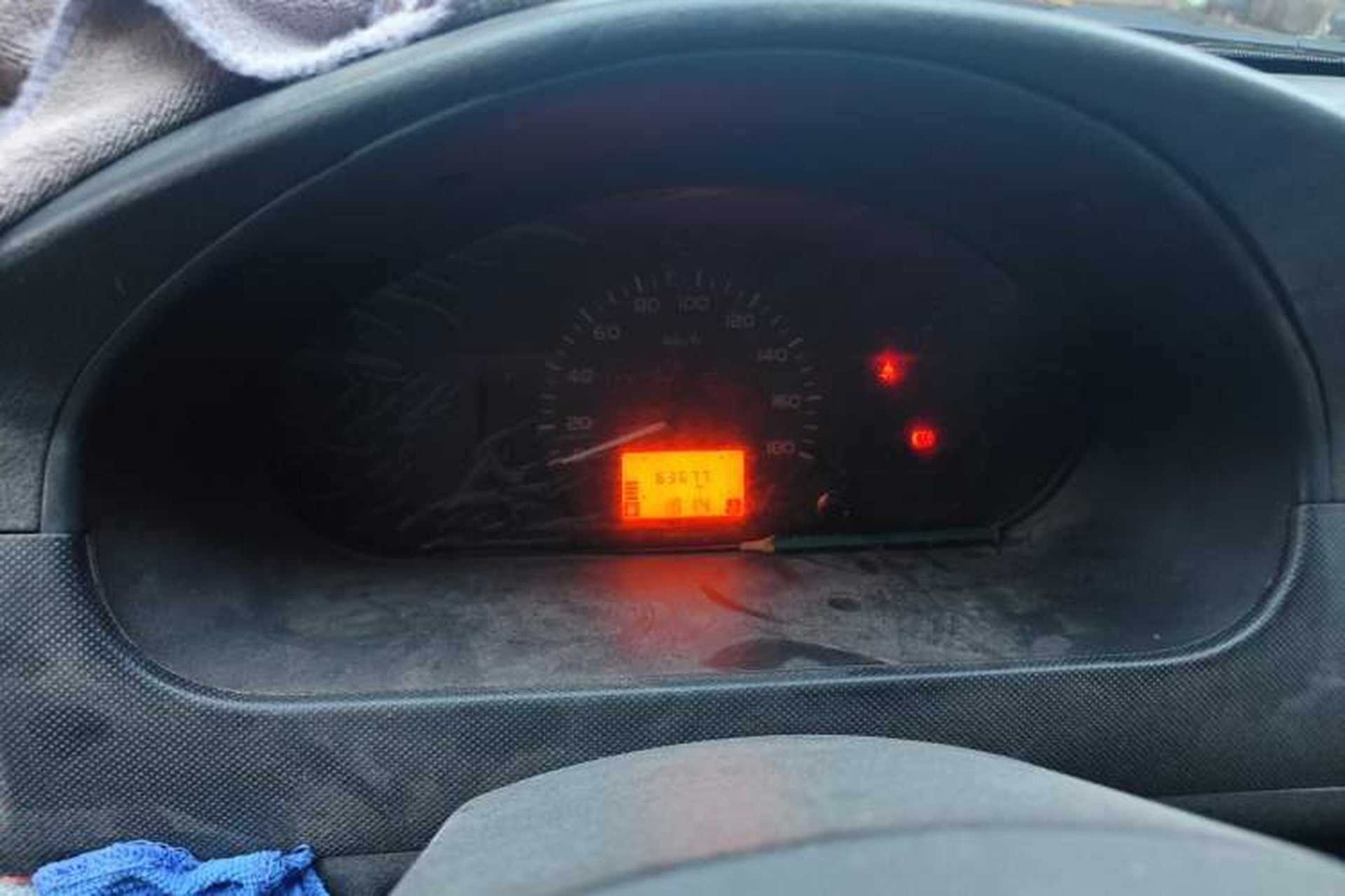 Used Wuling Rongguang 2015 1.2L S Base Model CNG Instrument Cluster