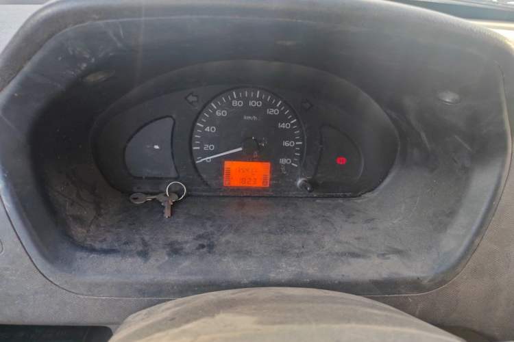 Used Wuling Rongguang 2015 1.2L S Base Model CNG Instrument Cluster