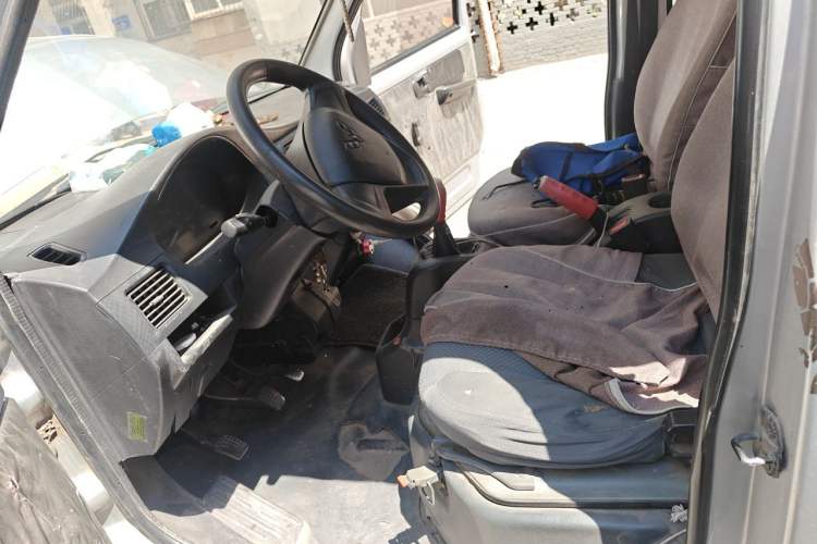Used Wuling Rongguang  Left Front Seat