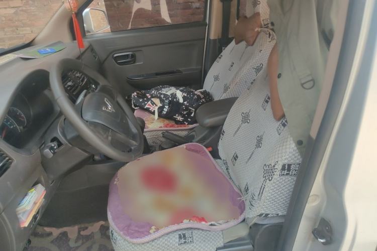Used Wuling Rongguang 2015 1.2L S Standard CNG Model Left Front Seat