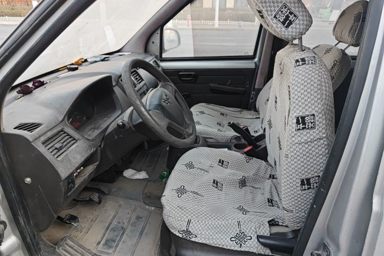 Used Wuling Rongguang 2015 1.2L S Base Model CNG Left Front Seat