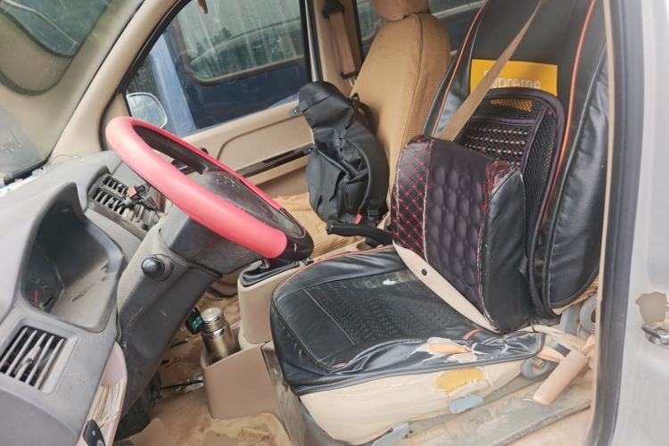 Used Wuling Rongguang 2015 1.2L S Standard CNG Model Left Front Seat