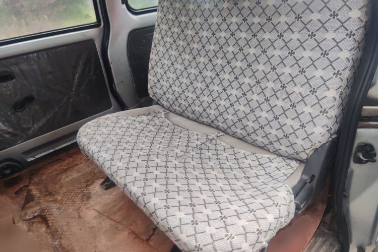 Used Wuling Rongguang 2015 1.2L S Base Model CNG Left Rear Seat