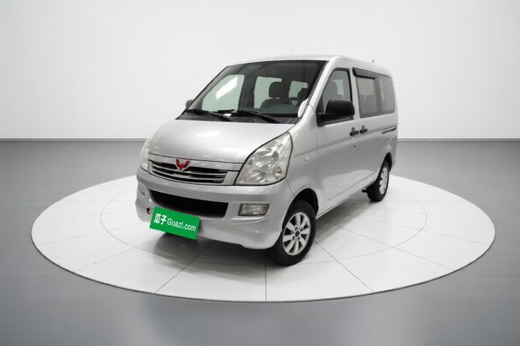 Ojetý Wuling Rongguang 2015 1.2L S Base Model CNG Guazi used car, China used car export, Used car for sale, Used  cars, Cheapest cars for sale