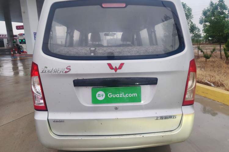 Used Wuling Rongguang 2015 1.2L S Base Model CNG Rear