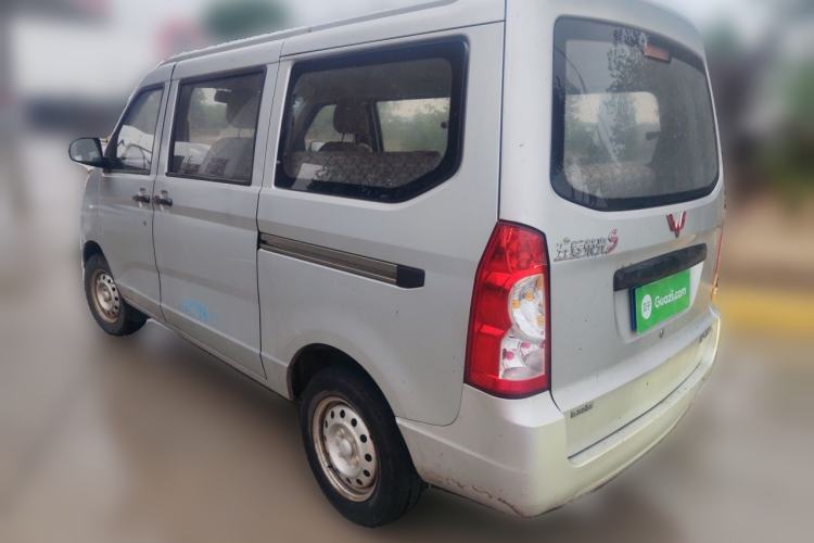 Used Wuling Rongguang 2015 1.2L S Base Model CNG Rear Left 45 Deg