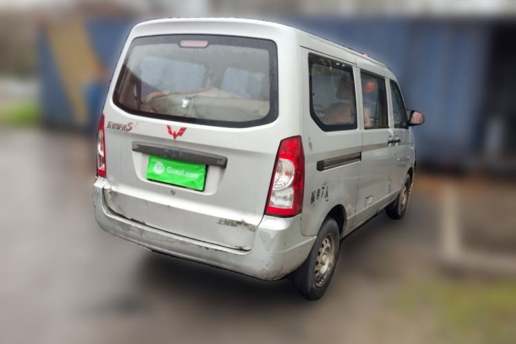 Used Wuling Rongguang 2015 1.2L S Base Model CNG Rear Right 45 Deg