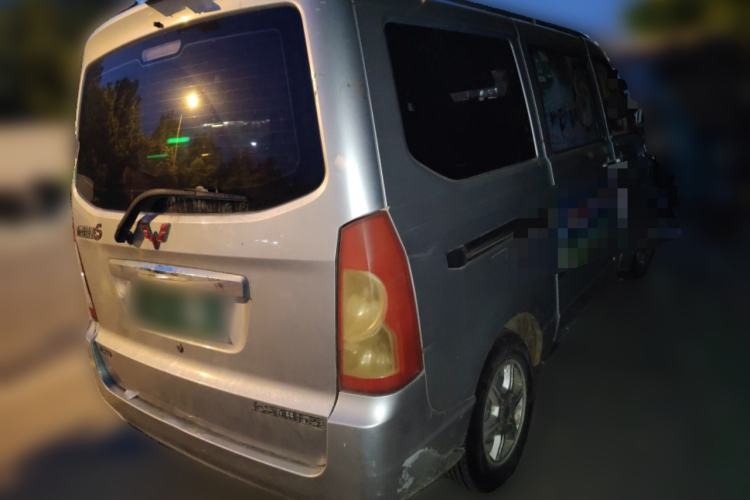 Used Wuling Rongguang 2015 1.2L S Standard CNG Model Rear Right 45 Deg