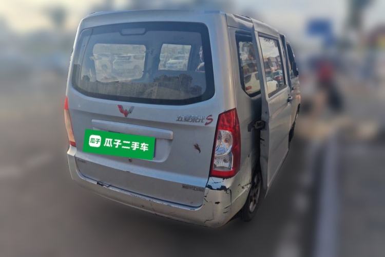 Used Wuling Rongguang 2015 1.2L S Base Model CNG Rear Right 45 Deg