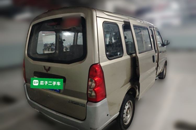 Used Wuling Rongguang  Rear Right 45 Deg