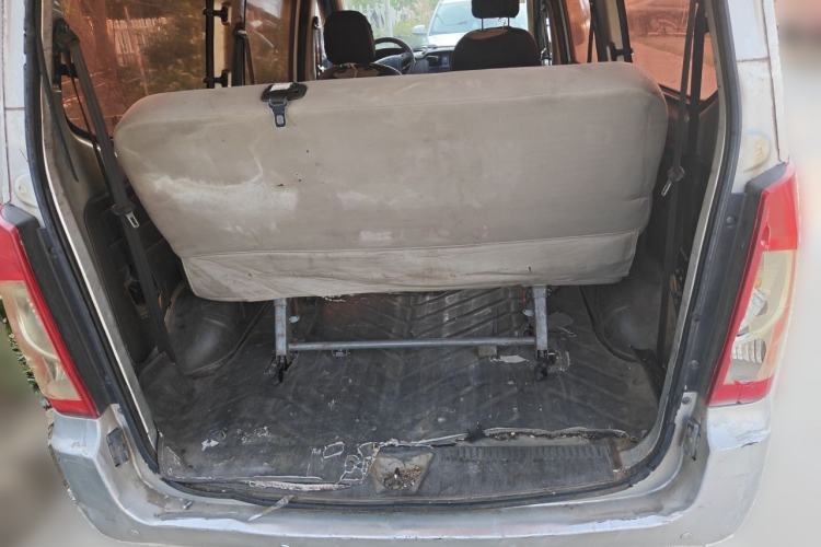 Used Wuling Rongguang 2015 1.2L S Base Model CNG Trunk