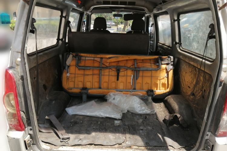 Used Wuling Rongguang 2015 1.2L S Base Model CNG Trunk