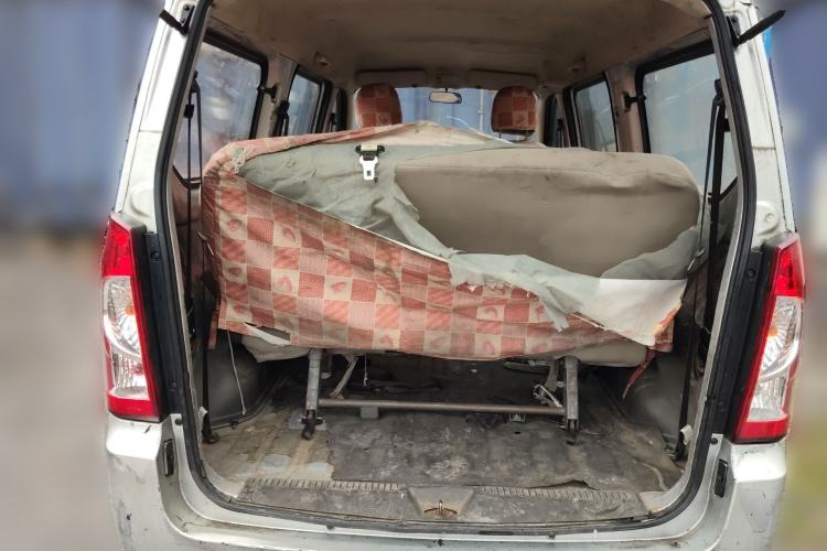 Used Wuling Rongguang 2015 1.2L S Base Model CNG Trunk