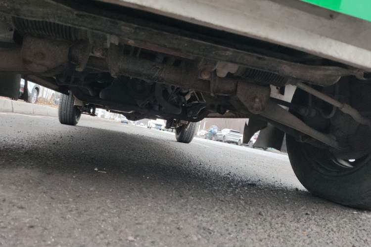Used Wuling Rongguang 2015 1.2L S Base Model CNG Chassis Front