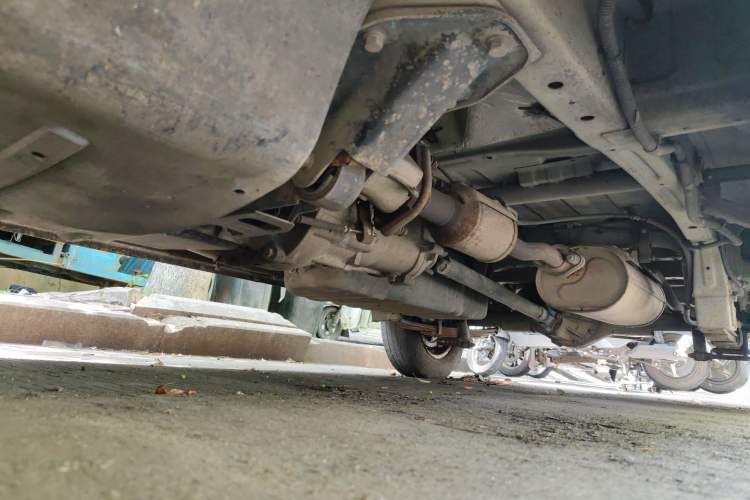 Used Wuling Rongguang 2015 1.2L S Base Model CNG Chassis Front Left