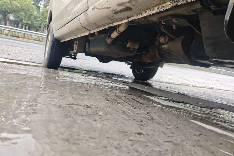 Used Wuling Rongguang 2015 1.2L S Base Model CNG Chassis Front Right