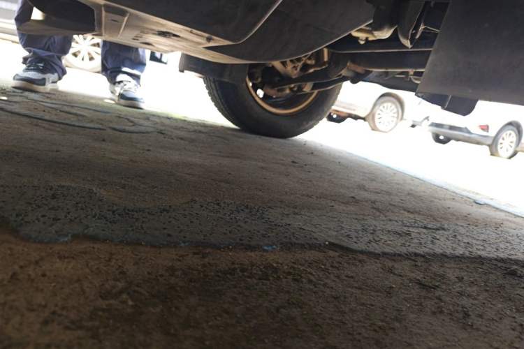 Used Wuling Rongguang 2015 1.2L S Standard CNG Model Chassis Front Right