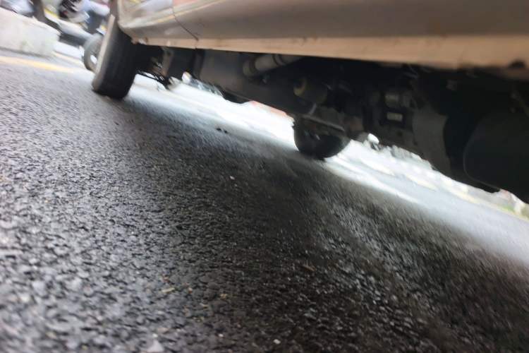 Used Wuling Rongguang 2015 1.2L S Base Model CNG Chassis Front Right
