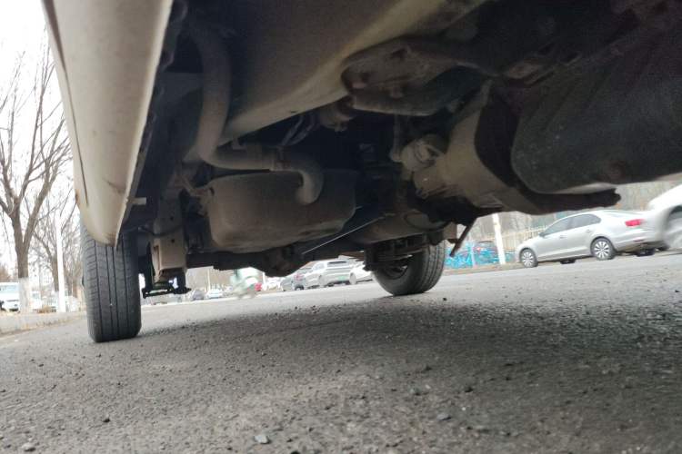 Used Wuling Rongguang 2015 1.2L S Base Model CNG Chassis Front Right