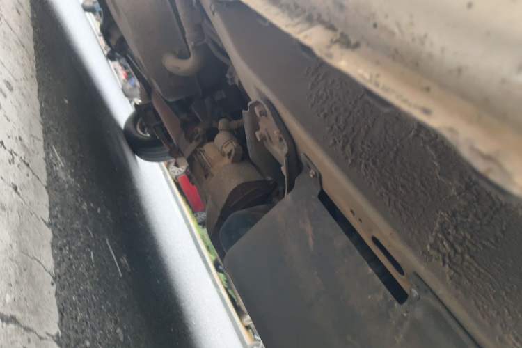 Used Wuling Rongguang 2015 1.2L S Base Model CNG Chassis Front Right