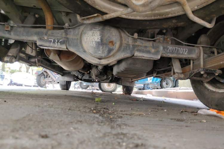 Used Wuling Rongguang 2015 1.2L S Base Model CNG Chassis Rear