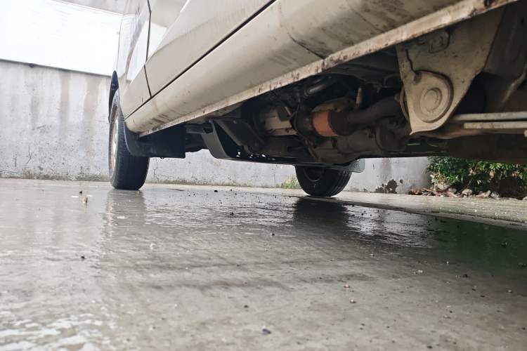 Used Wuling Rongguang 2015 1.2L S Base Model CNG Chassis Rear Left