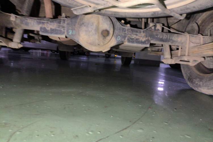 Used Wuling Rongguang 2015 1.2L S Base Model CNG Chassis Rear
